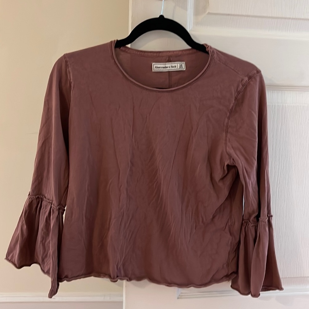 Abercrombie top size medium